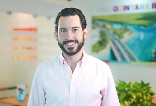 Cancún: capacitan personal de migración ante maltrato a turistas